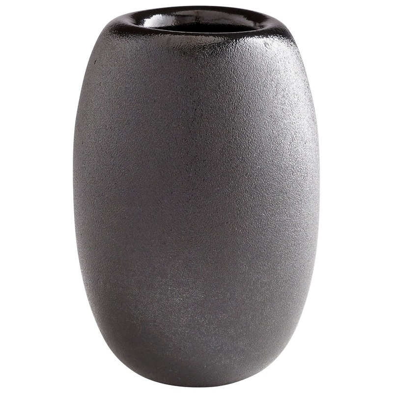 Vase in Black