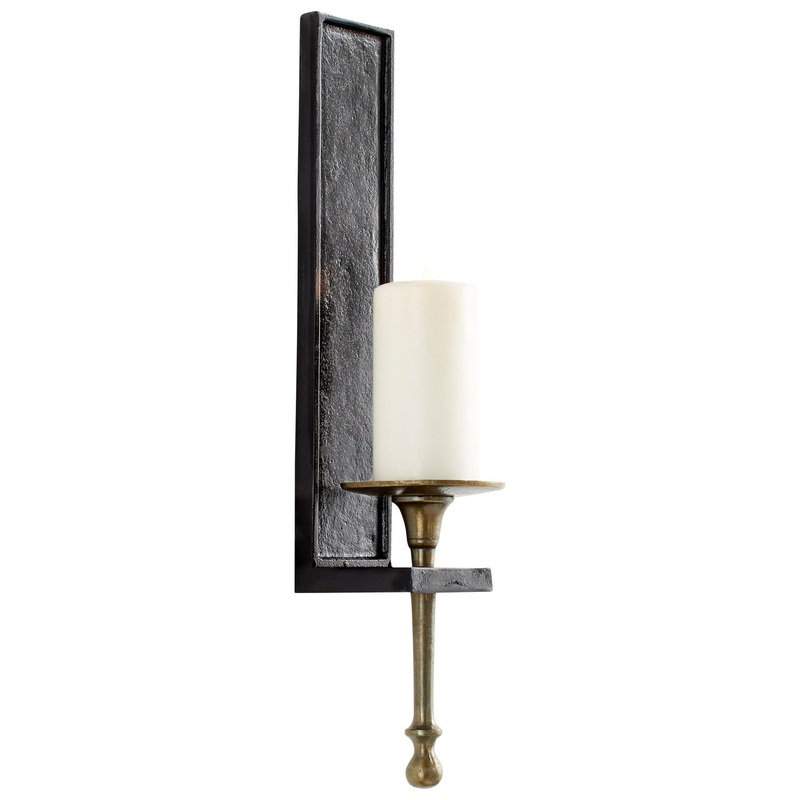 Candleholder in Antique Brass