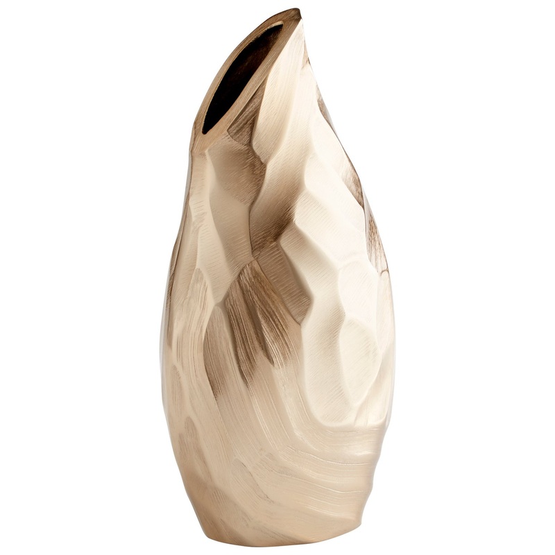 Vase in Champagne