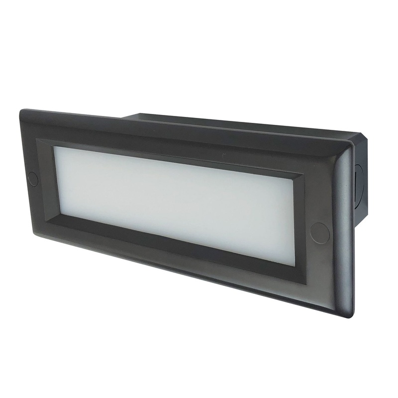 Step Lens Trim W/Led`S in Bronze