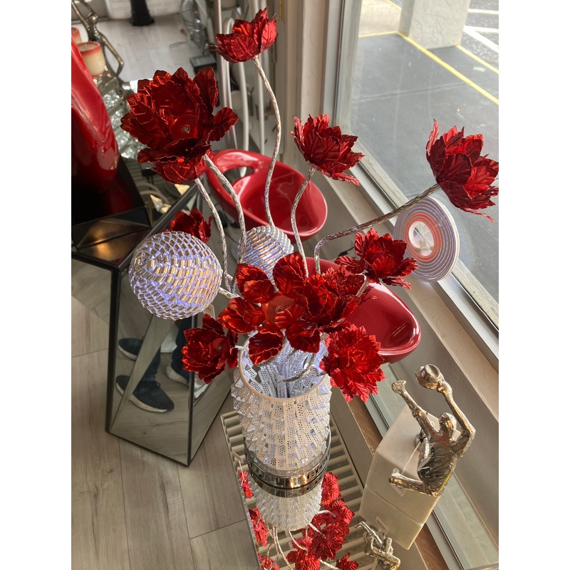 TABLE LAMP, FLOWERS