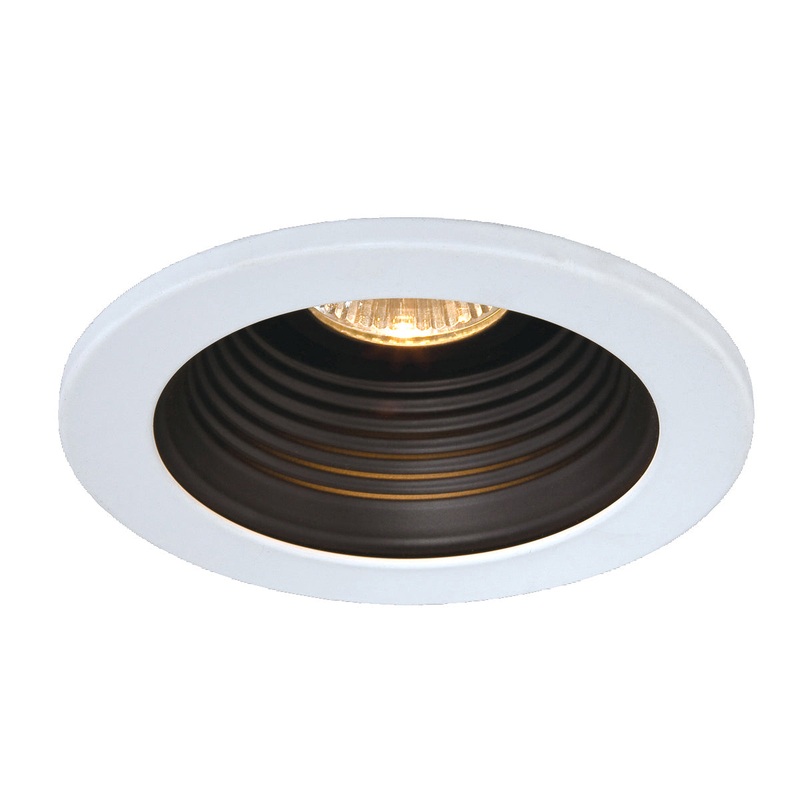 Step Baffle in White