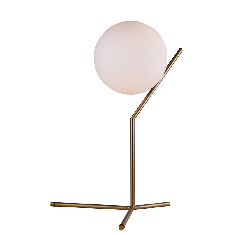 One Light Table Lamp in Brass